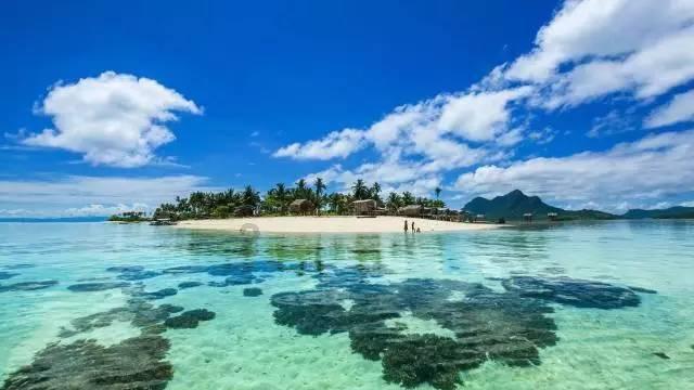 玉石原料有色没水啥意思？